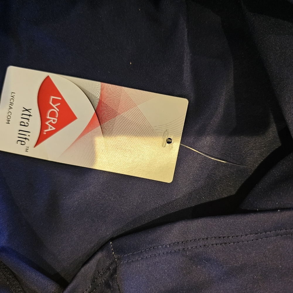 NWT Lands' End Swim Top - Picture 6 of 6